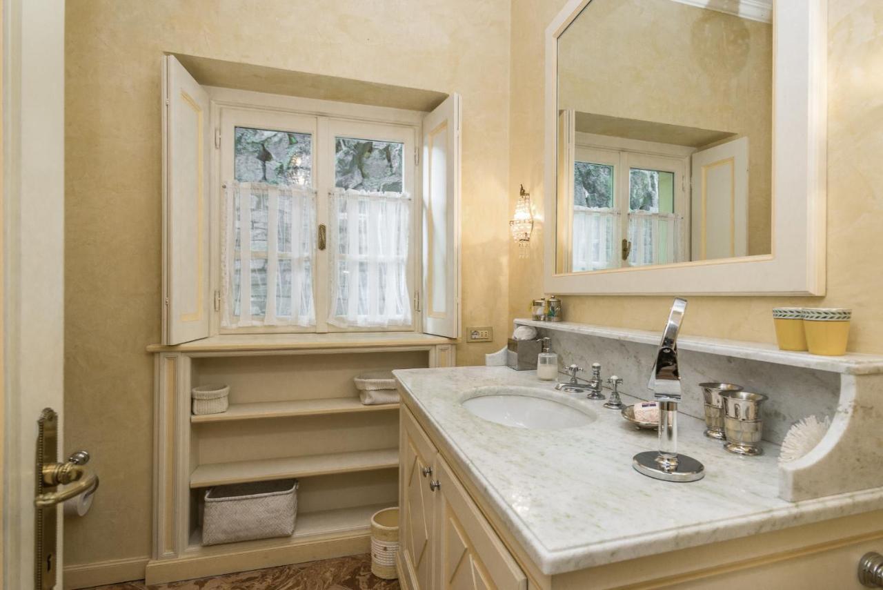 Lussuosa Villa Sulle Sponde Dello Splendido Lago Di Como Torno Eksteriør billede
